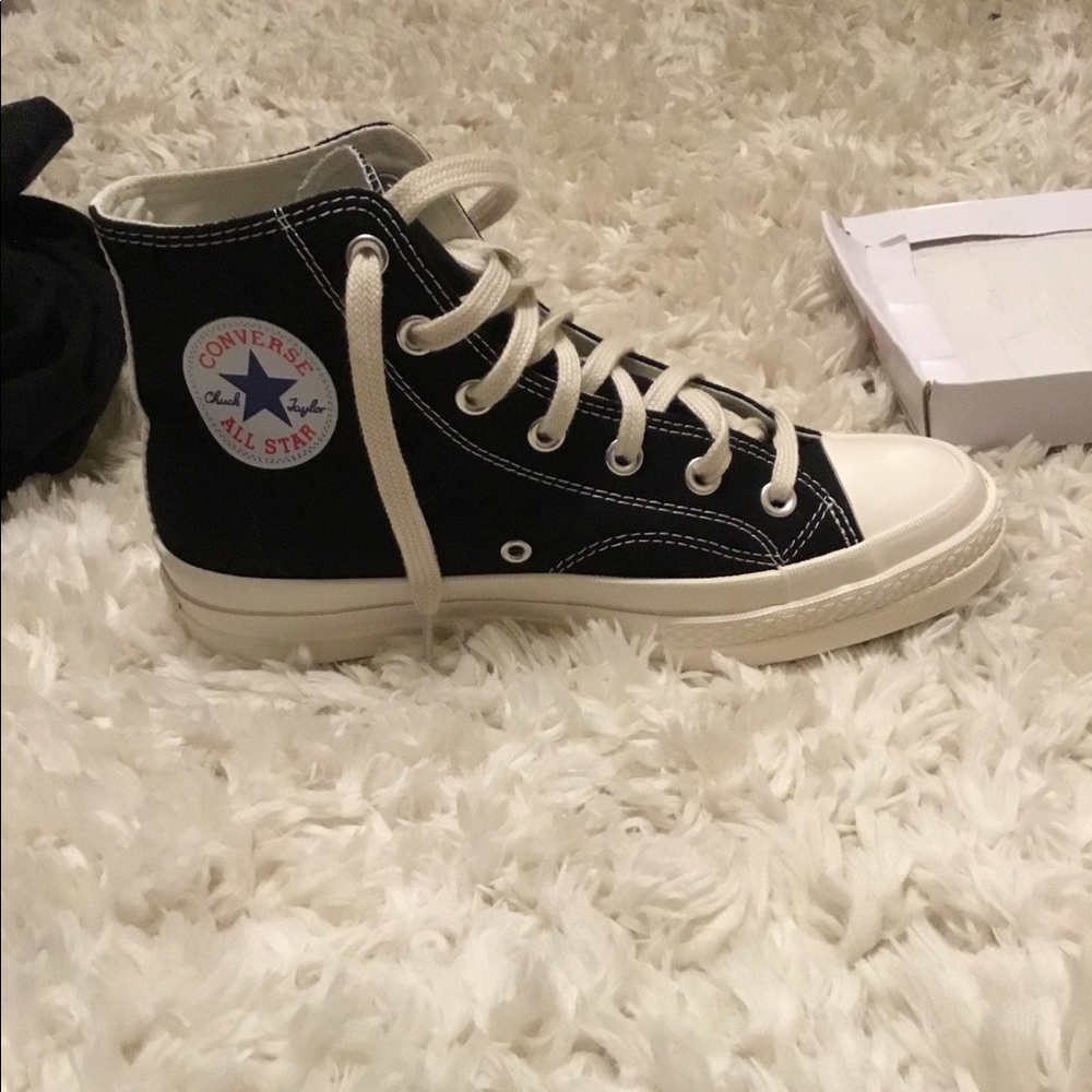 Converse - Picture 2 of 7